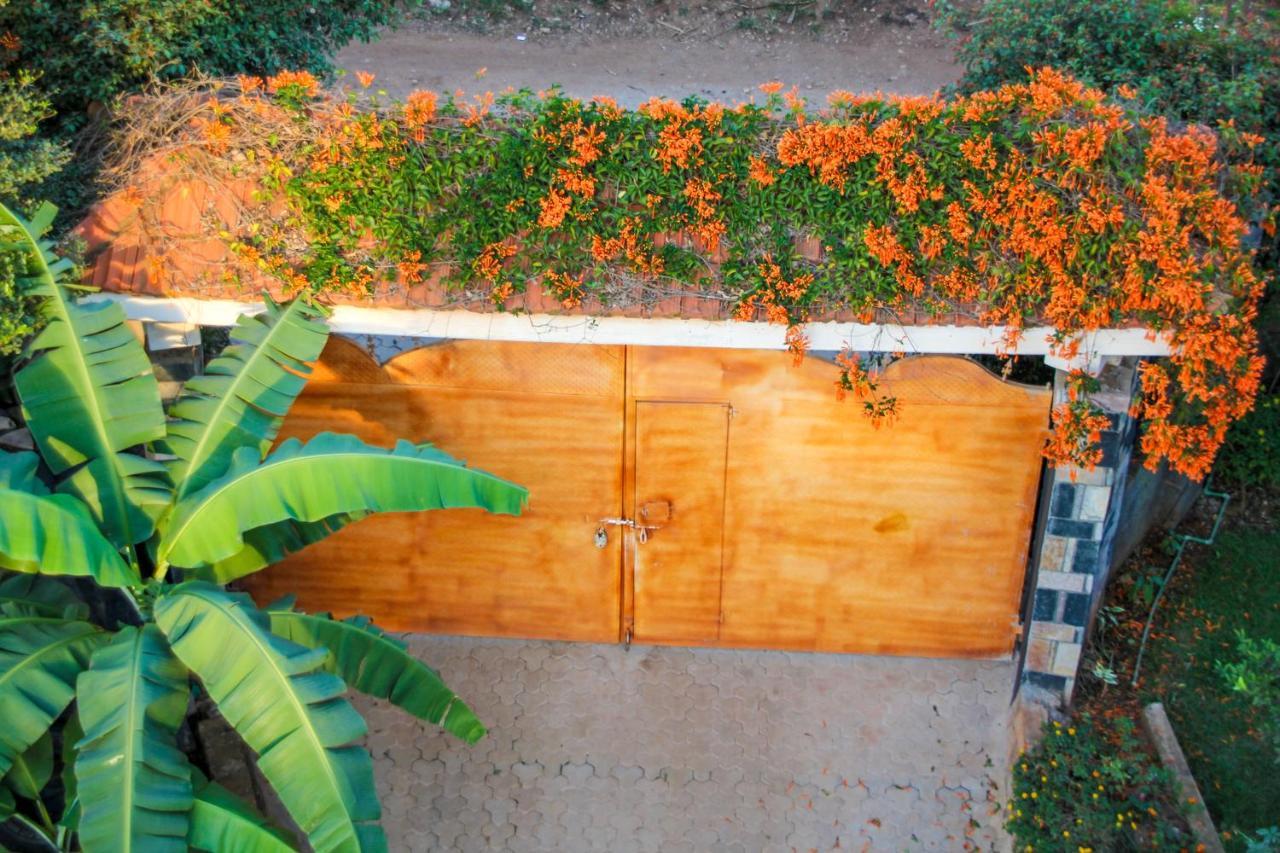 The Shoebill Nest Bed & Breakfast Kampala Exterior foto