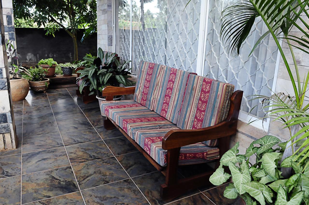 The Shoebill Nest Bed & Breakfast Kampala Exterior foto